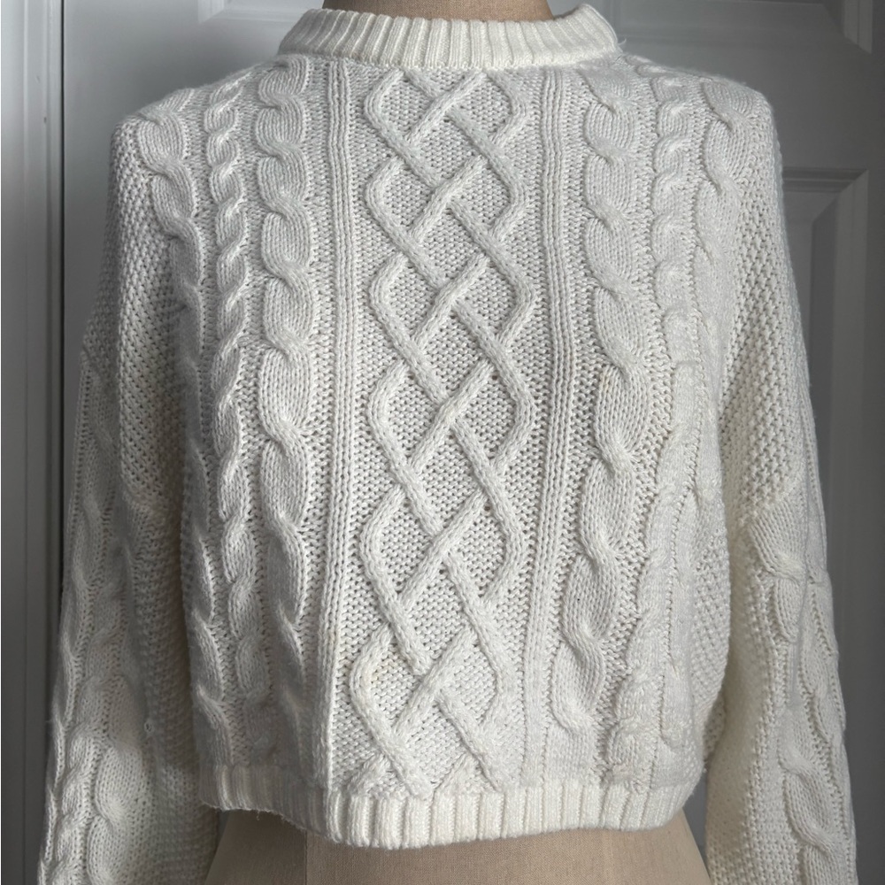 H&M White Cable Knit Sweater